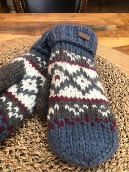 Revelstoke Mittens