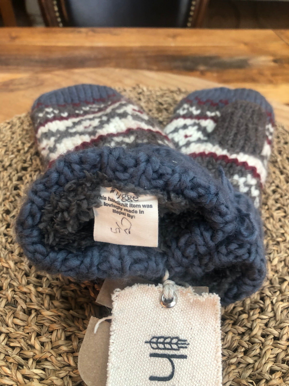 Revelstoke Mittens