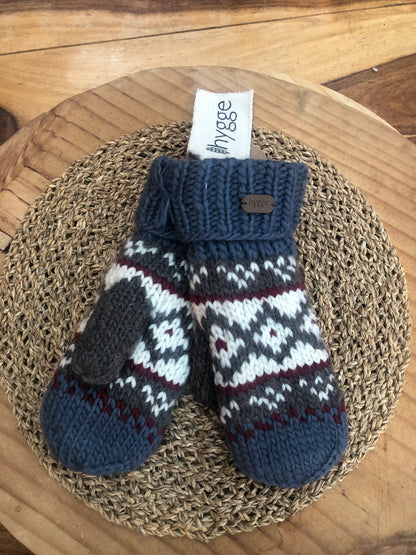 Revelstoke Mittens