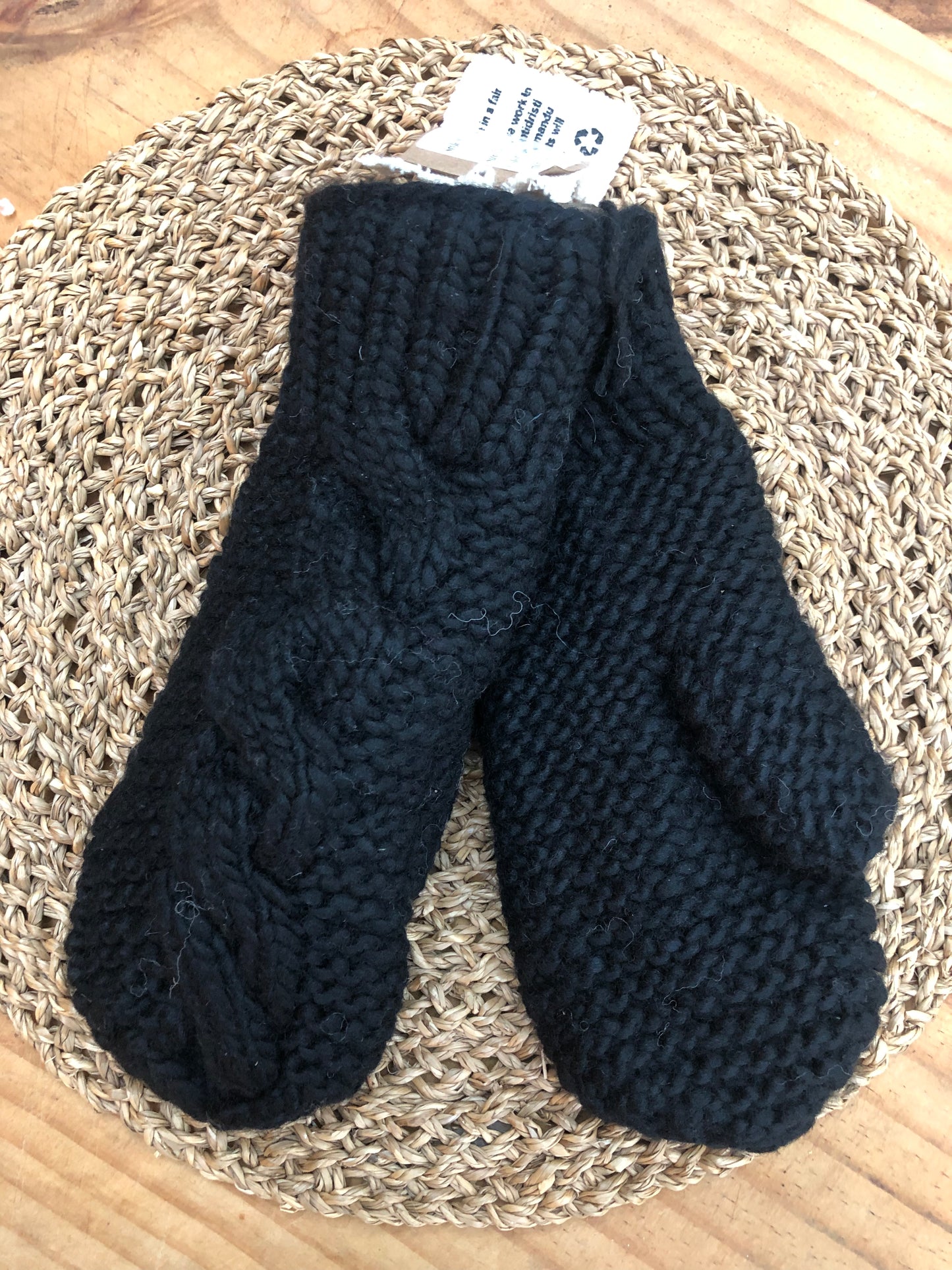 Rachelle Cable Knit Mittens