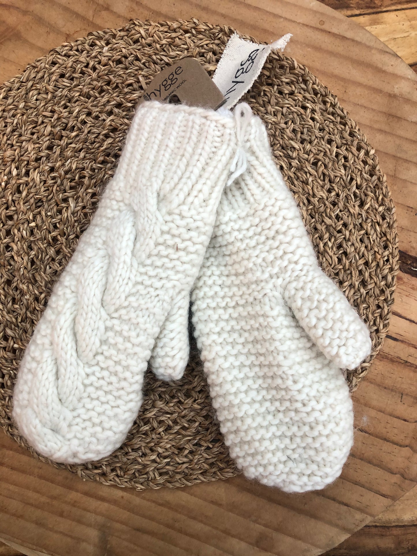 Rachelle Cable Knit Mittens