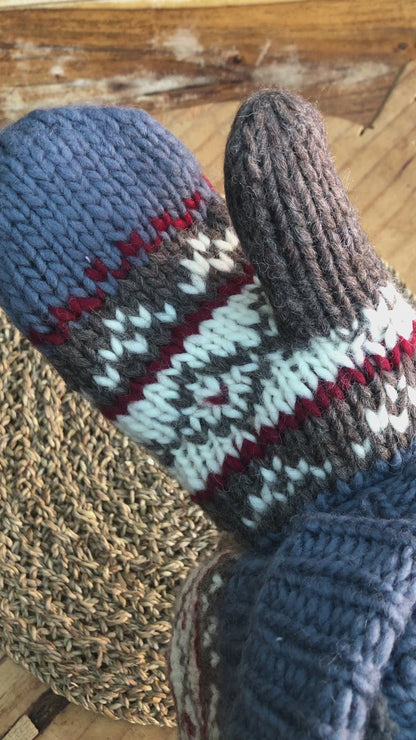 Revelstoke Mittens