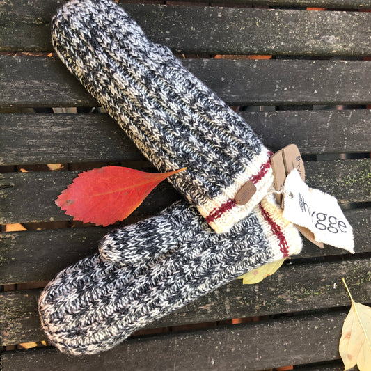 Cabin Mittens