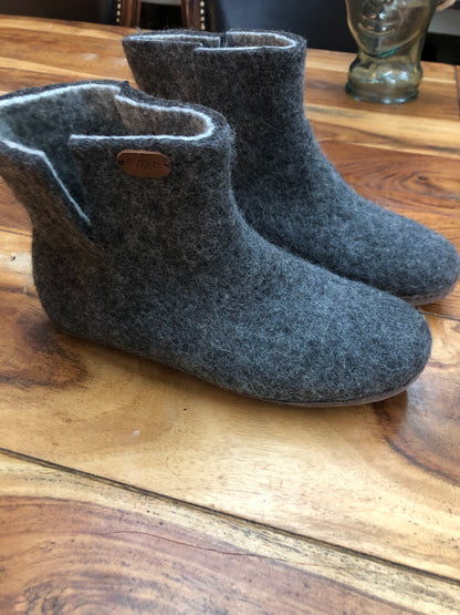 Hygge Felt Slipper Boots